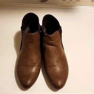 Brown bootie